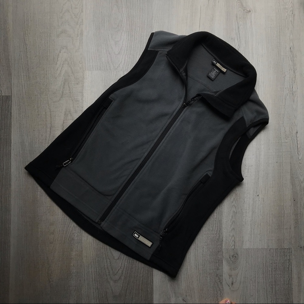 Brand new REI fleece vest size M
